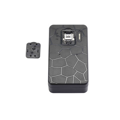 Plastic Body 4G GPS Car Tracker with Waterproof Magnetic Design and Long Battery Life